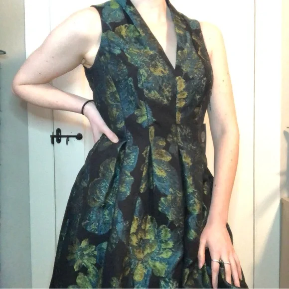 green emerald velvet dress Vince Camuto Floral Halter Neck Handkerchief Dress Green Multi 10 at Amazon  Women's Clothing store